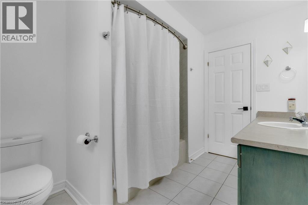 191 HAWKSWOOD Trail, Hamilton, Ontario, L9B2T1 — Photo 35