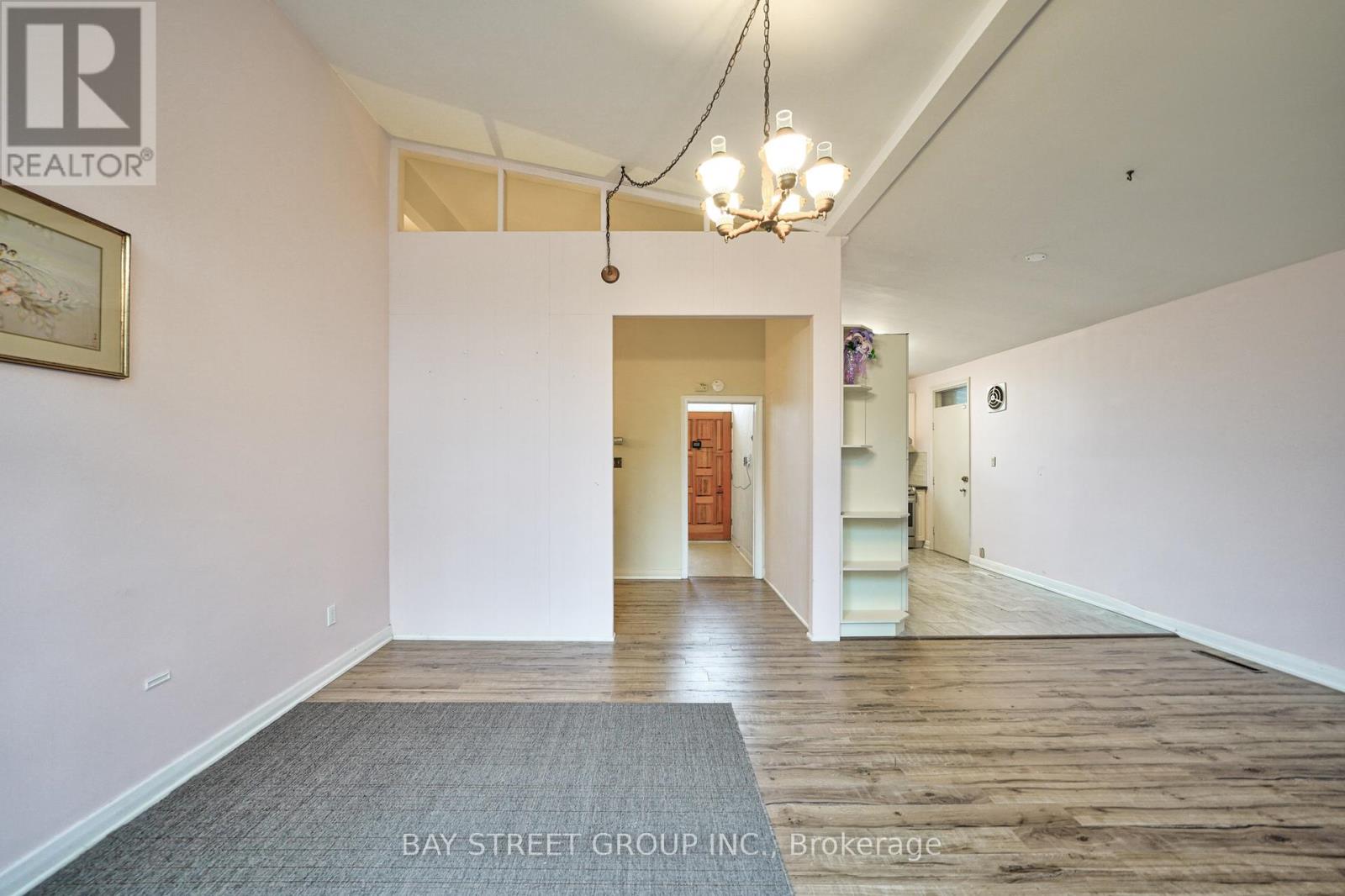 5 COTTONWOOD DRIVE — photo 9