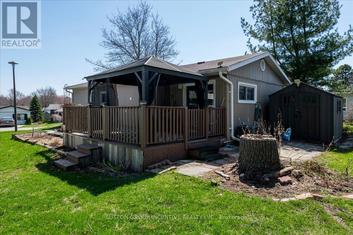 18 TREFOIL DRIVE — photo 10
