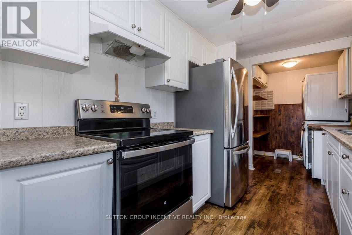 kitchen continues to Laundry