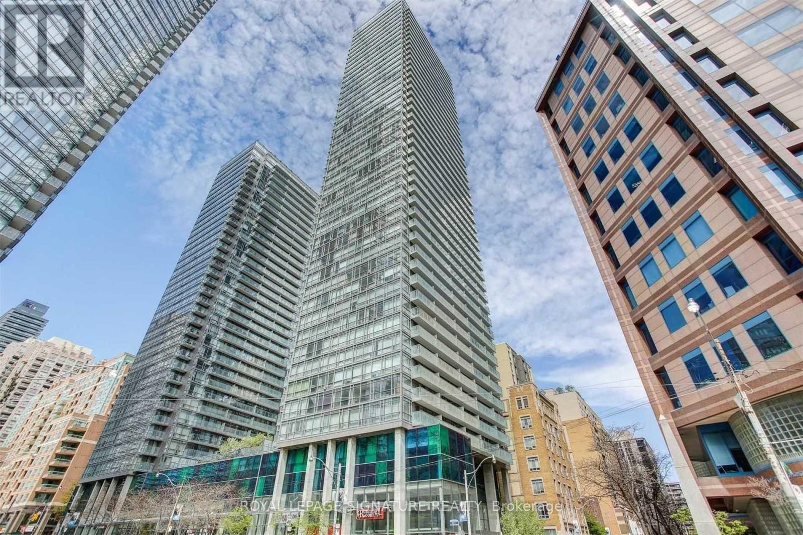 Listing photo of 2209 - 38 GRENVILLE STREET