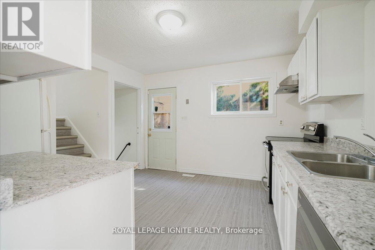 1389 PALMETTO DRIVE — photo 11