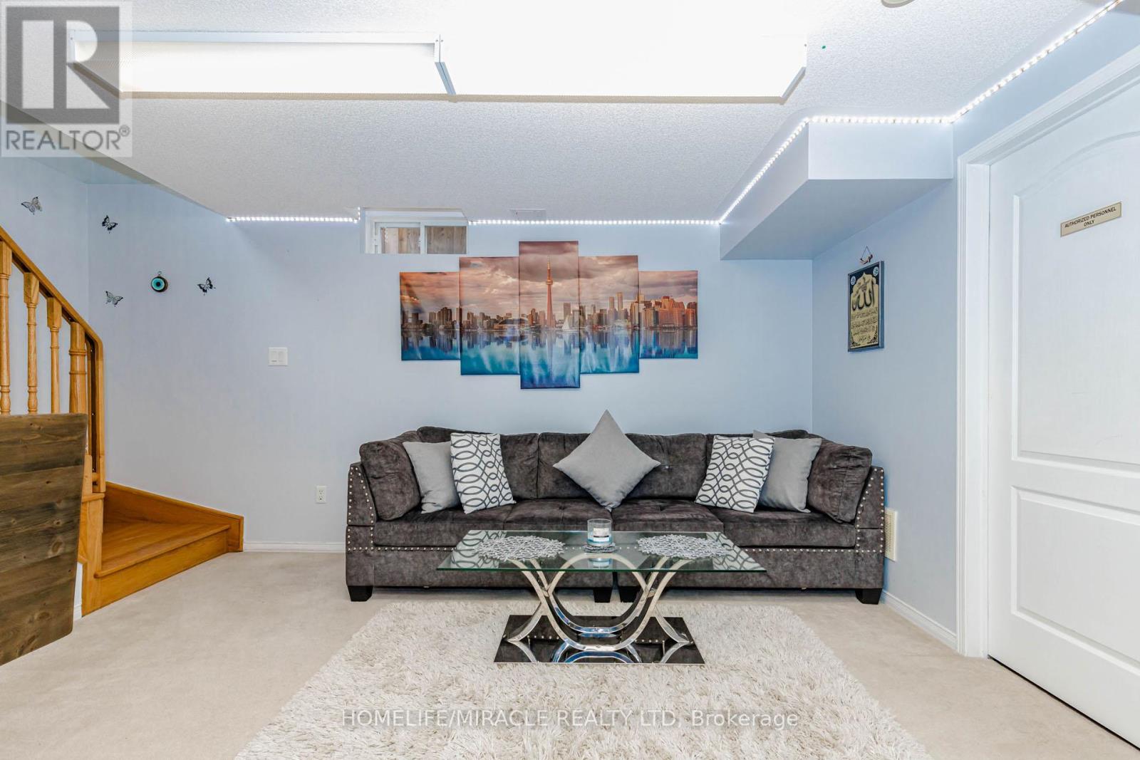 60 BUSHMILL CIRCLE - 39