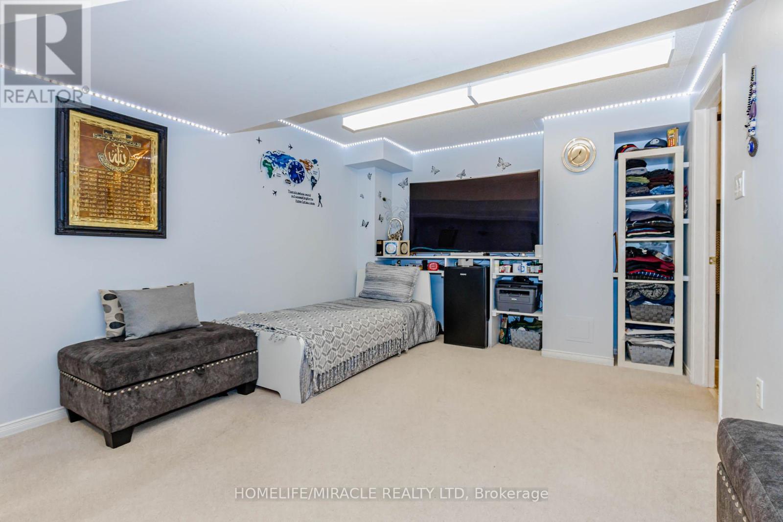 60 BUSHMILL CIRCLE - 41