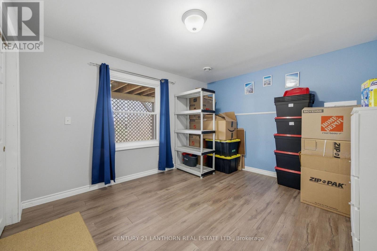 656 A COOPER ROAD - 36