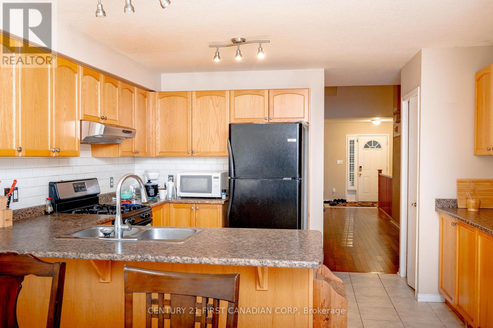 1841 FOXWOOD AVENUE Property Photo