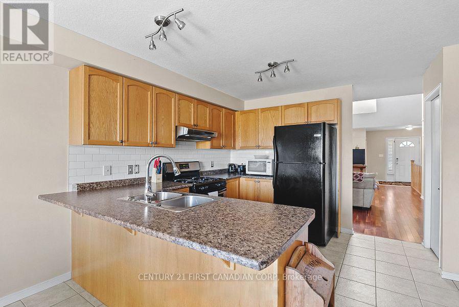 1841 FOXWOOD AVENUE Property Photo