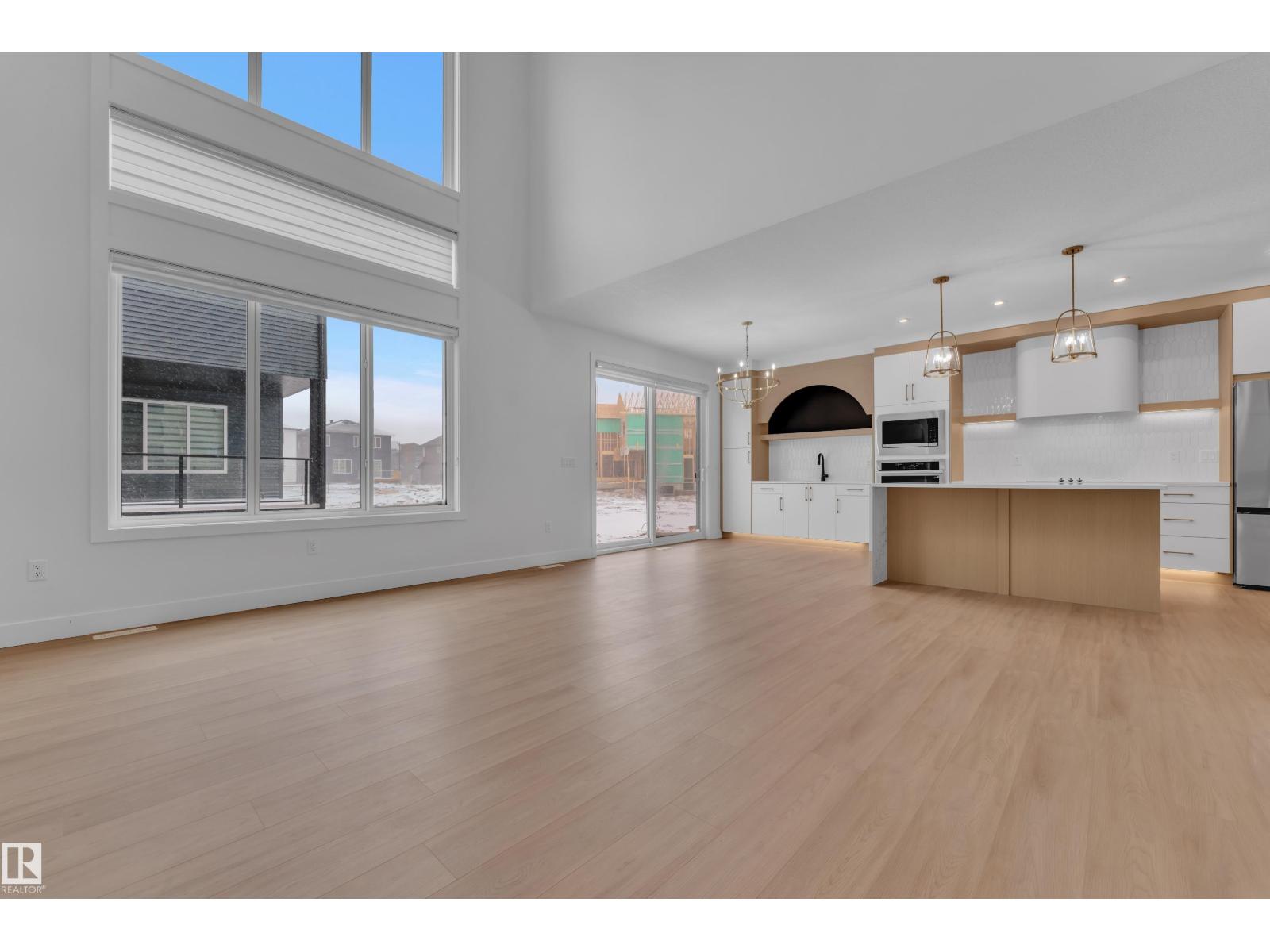 8790 Mayday LN SW, Edmonton