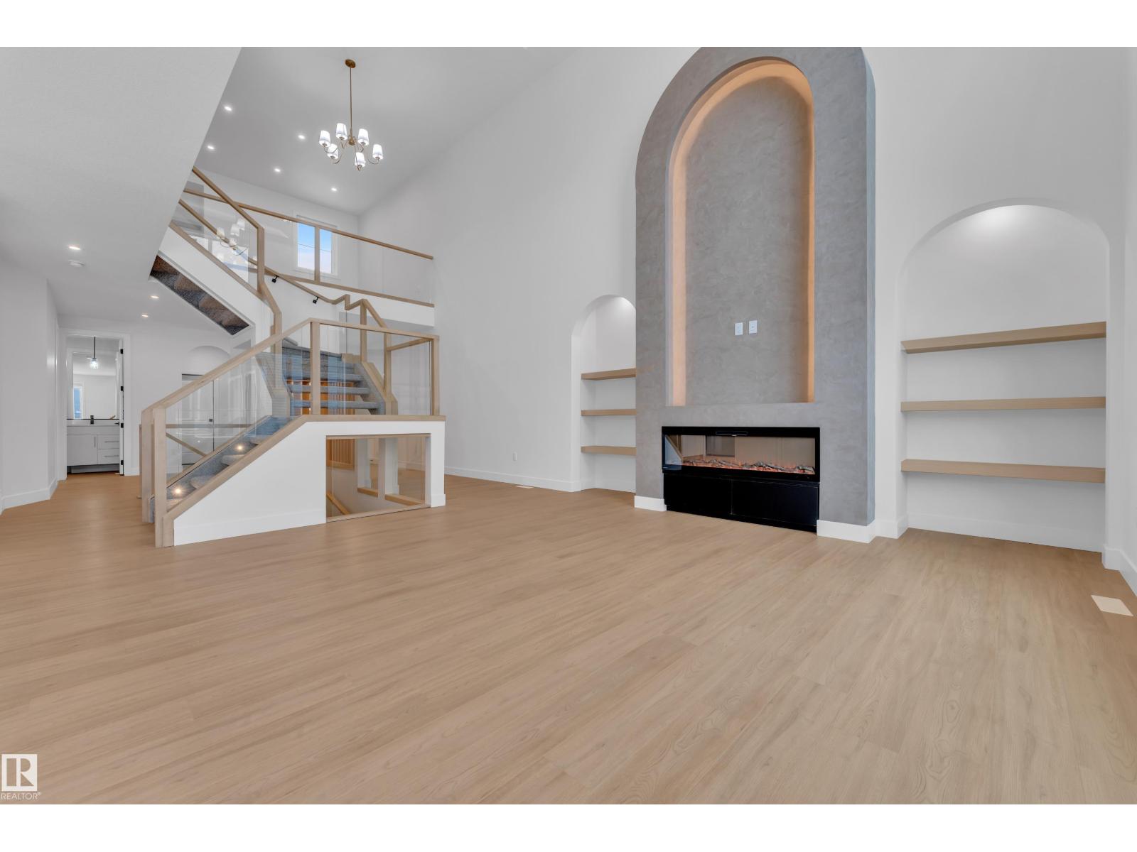 8790 Mayday LN SW, Edmonton