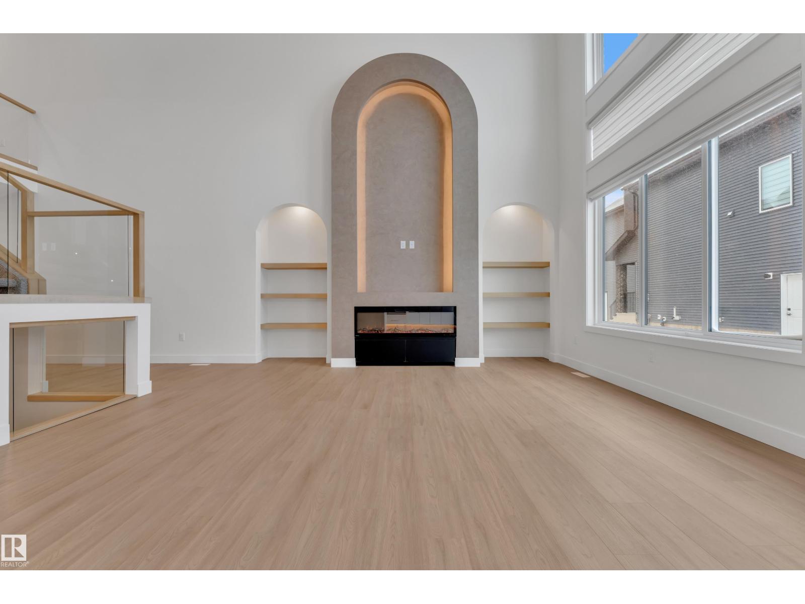 8790 Mayday LN SW, Edmonton