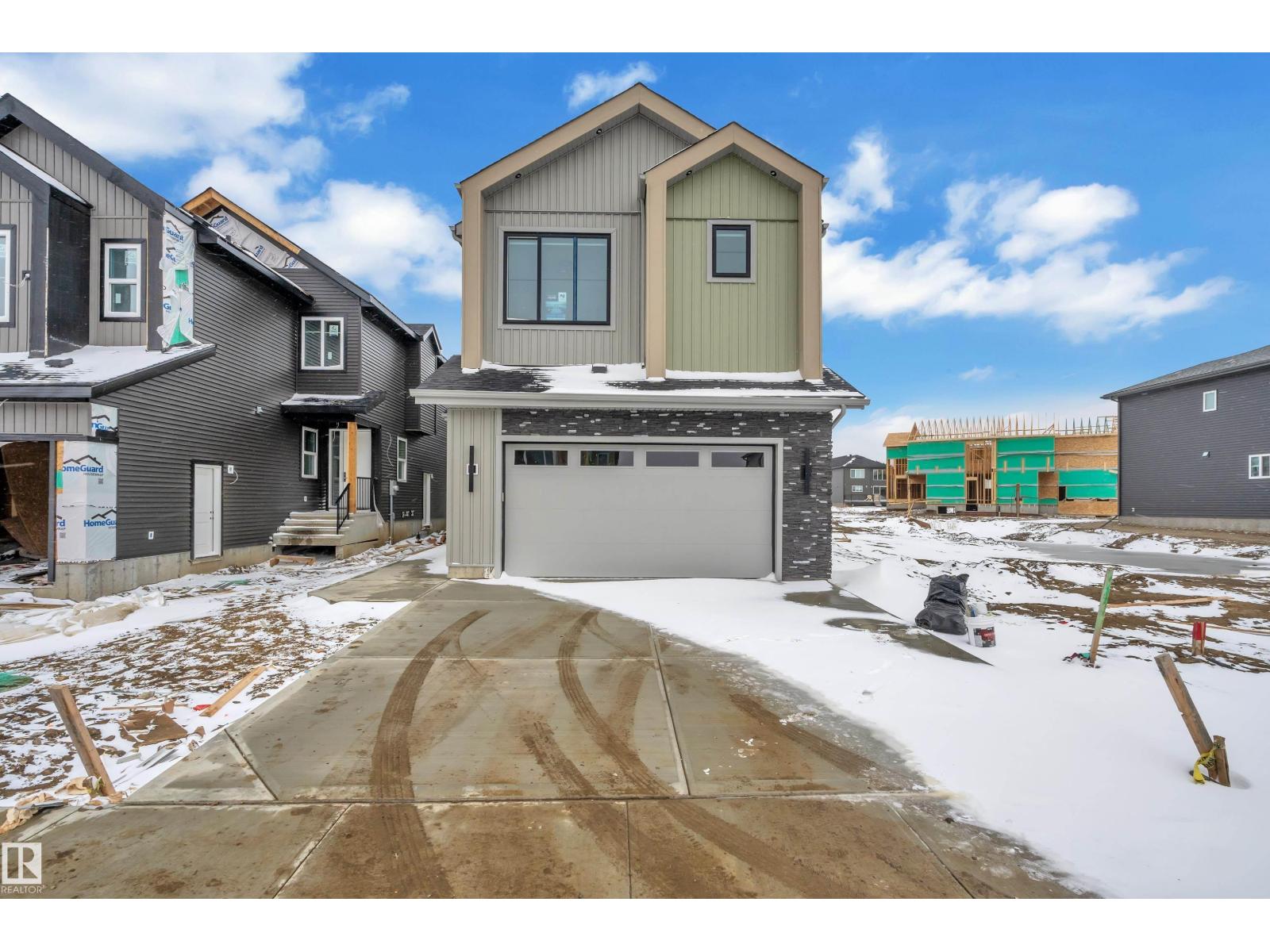 8790 Mayday LN SW, Edmonton