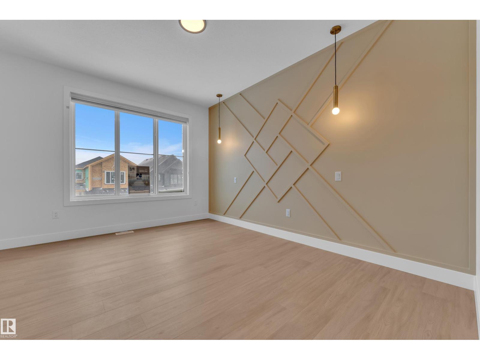 8790 Mayday LN SW, Edmonton