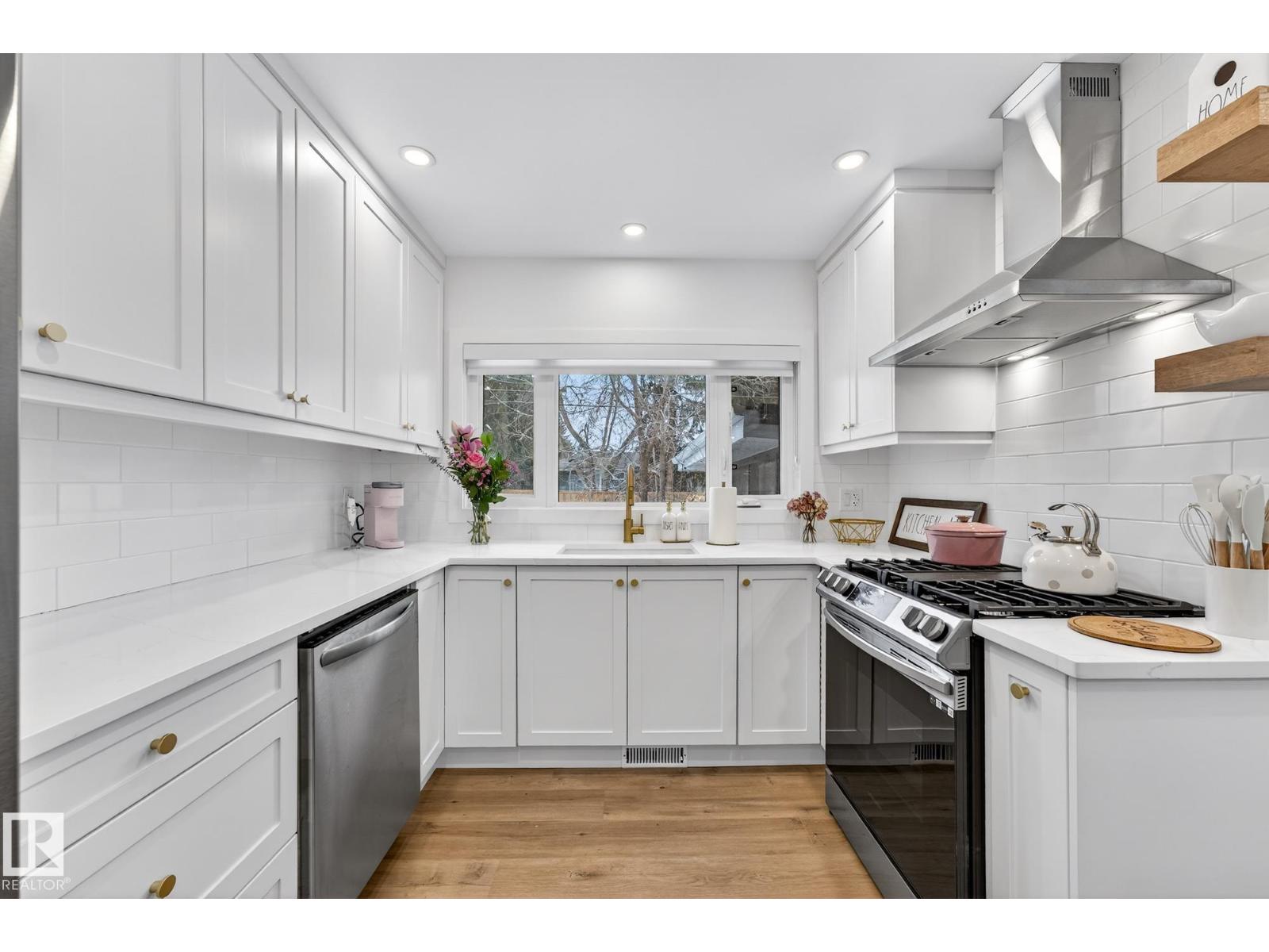 8604 142 ST NW, Edmonton