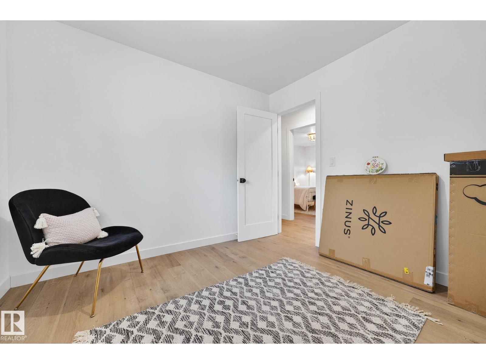 8604 142 ST NW, Edmonton