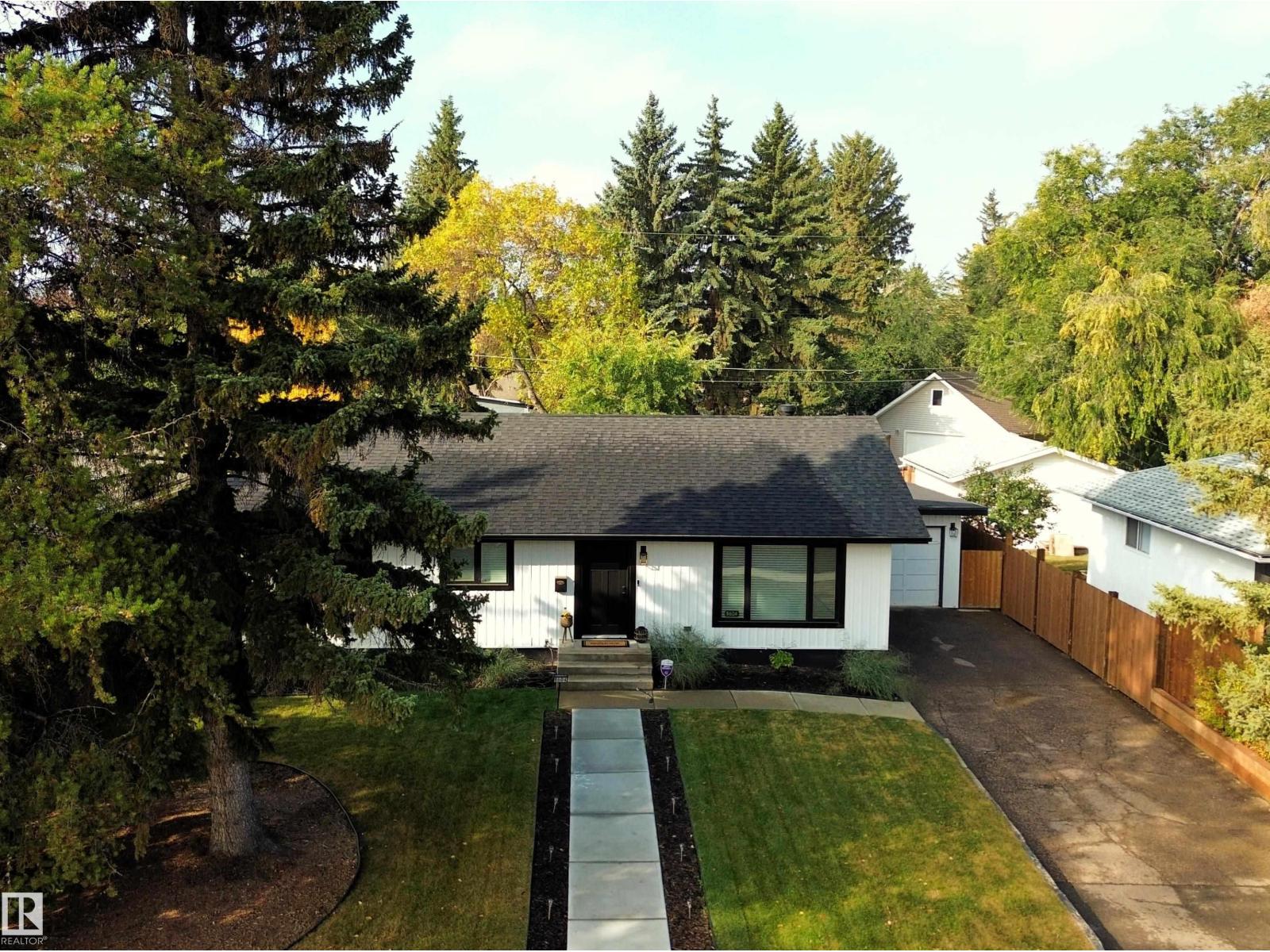 8604 142 ST NW, Edmonton