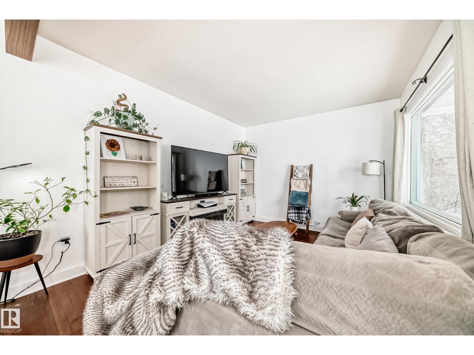 24523 TWP ROAD 582, Rural Sturgeon County