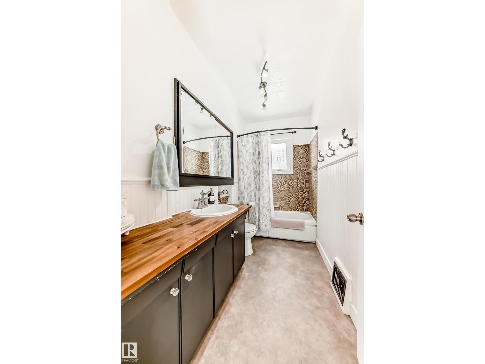 24523 TWP ROAD 582, Rural Sturgeon County