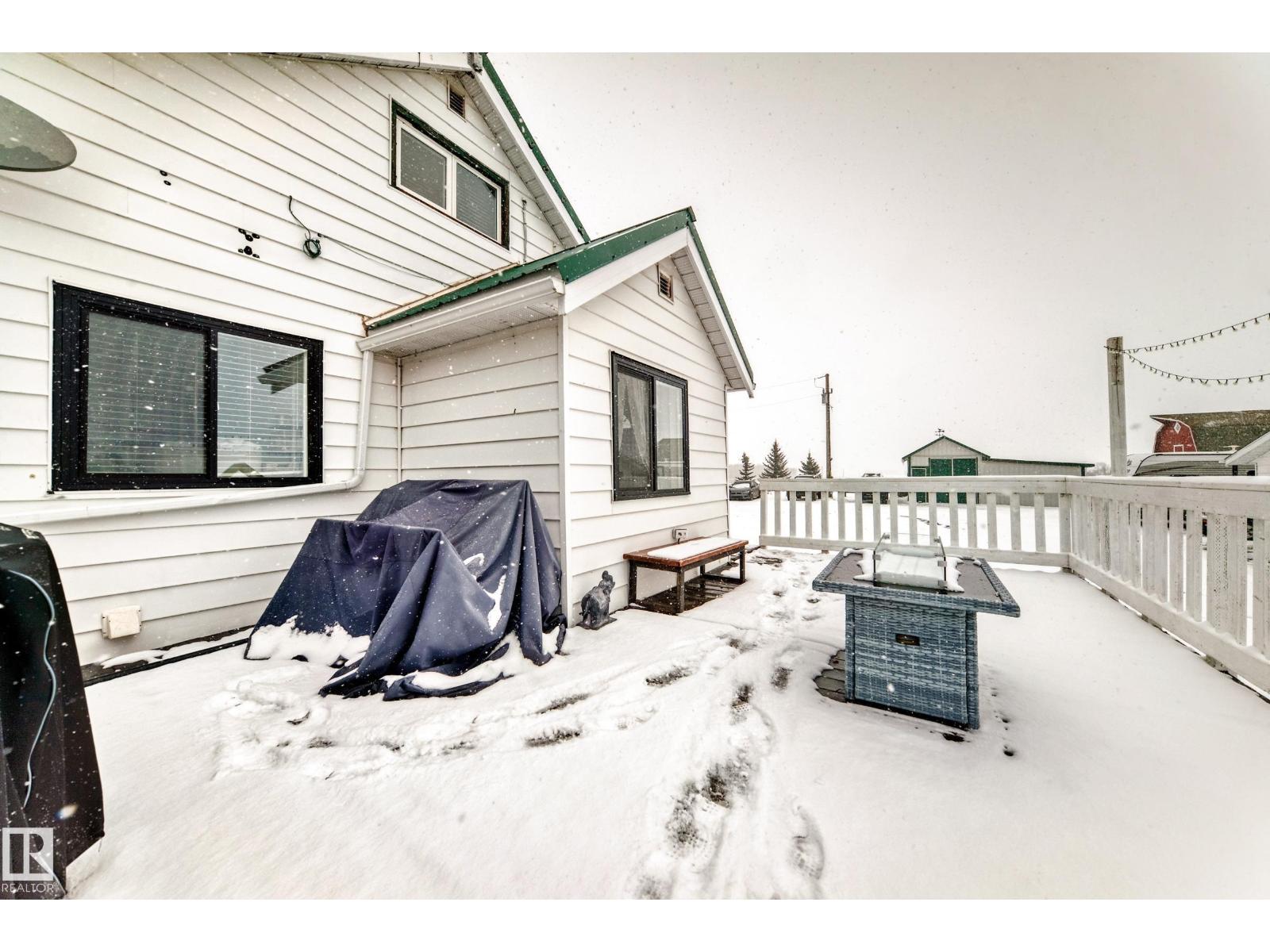 24523 TWP ROAD 582, Rural Sturgeon County