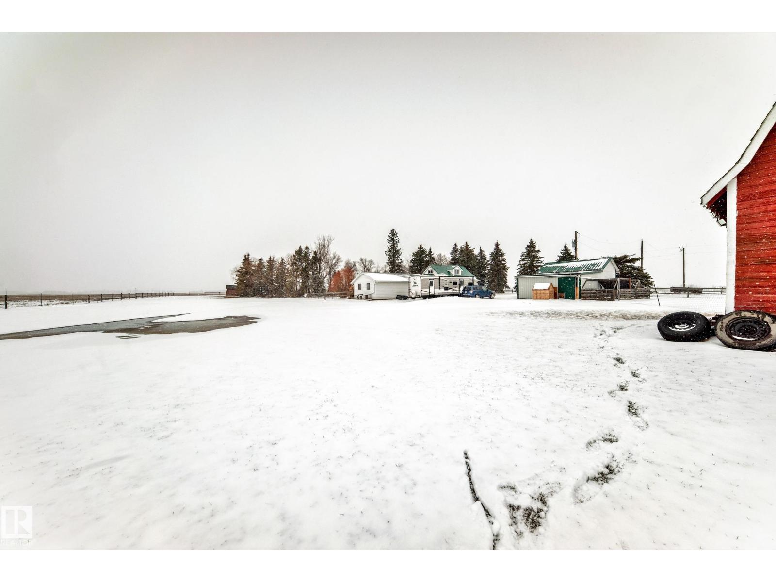 24523 TWP ROAD 582, Rural Sturgeon County