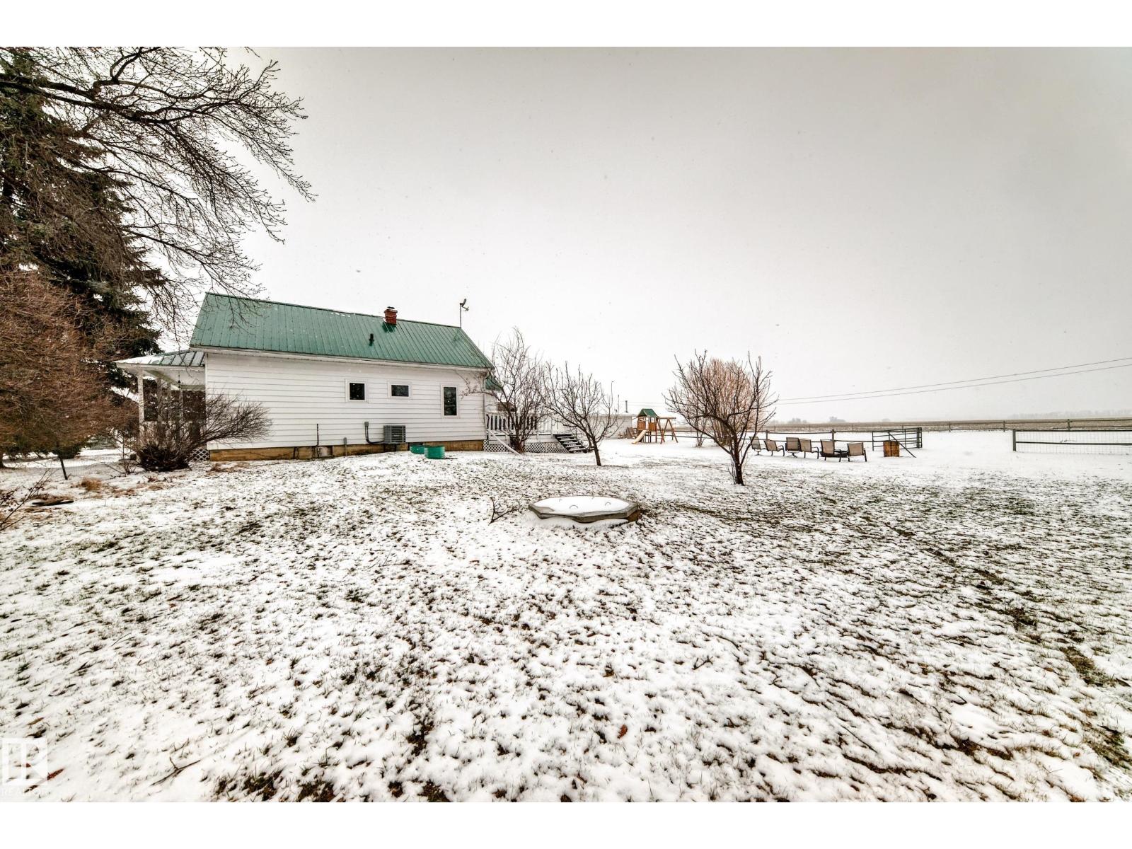 24523 TWP ROAD 582, Rural Sturgeon County