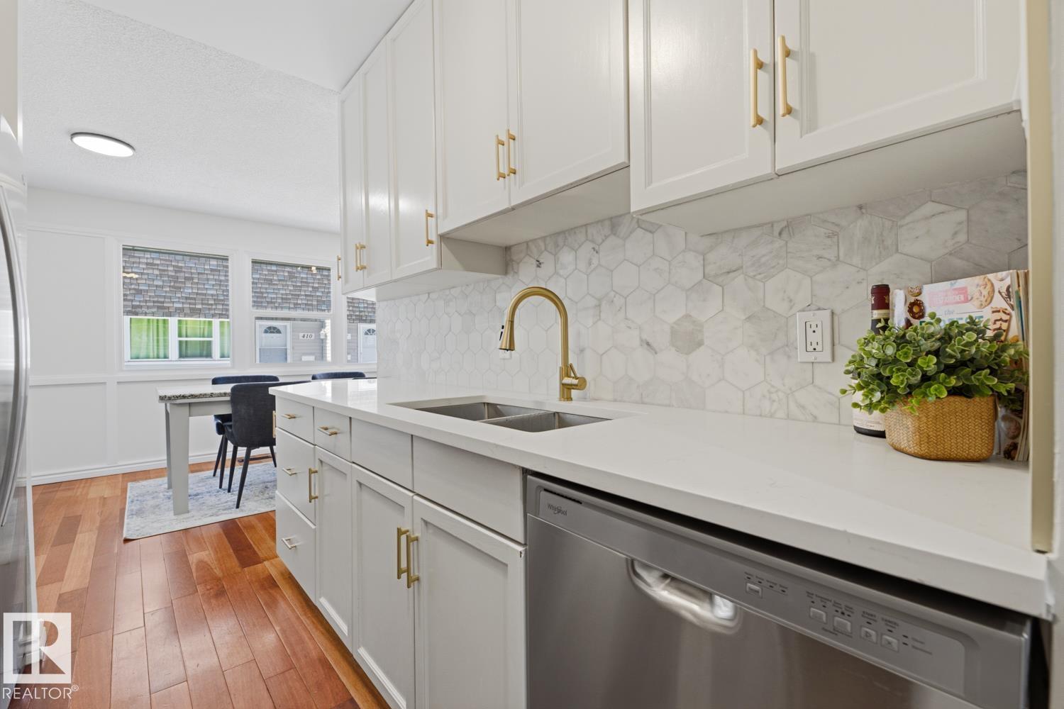 413 VILLAGE ON THE GREEN GR NW, Edmonton