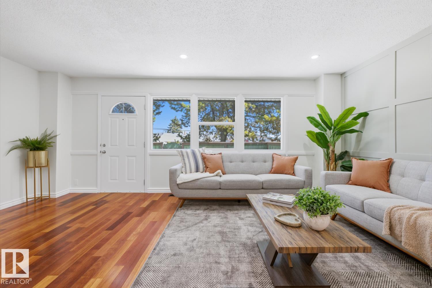 413 VILLAGE ON THE GREEN GR NW, Edmonton