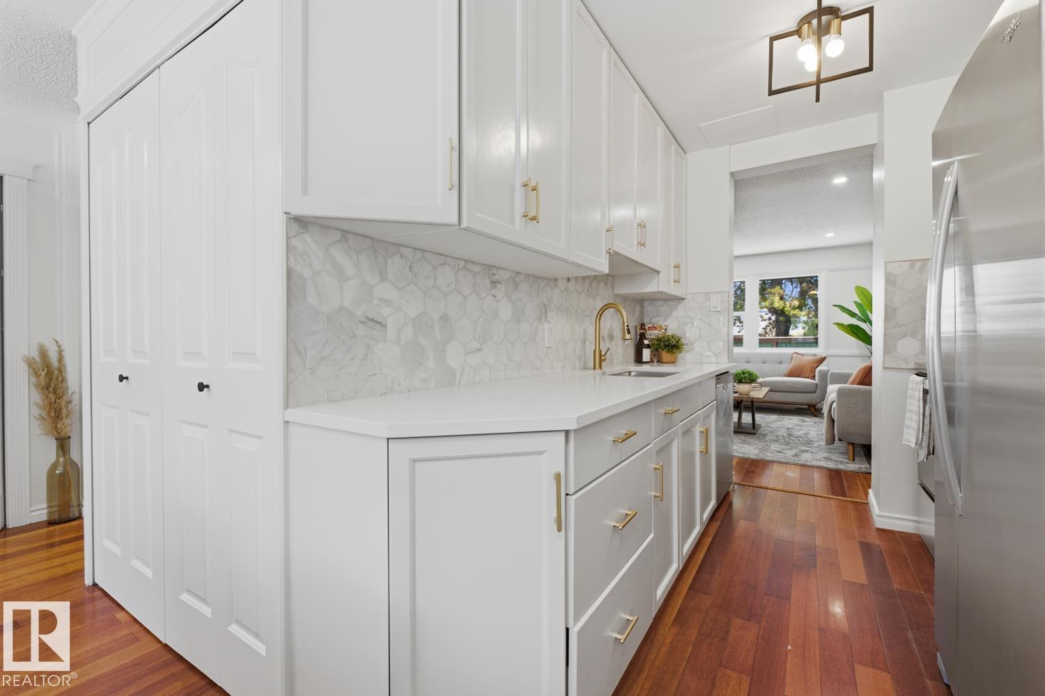 413 VILLAGE ON THE GREEN GR NW, Edmonton