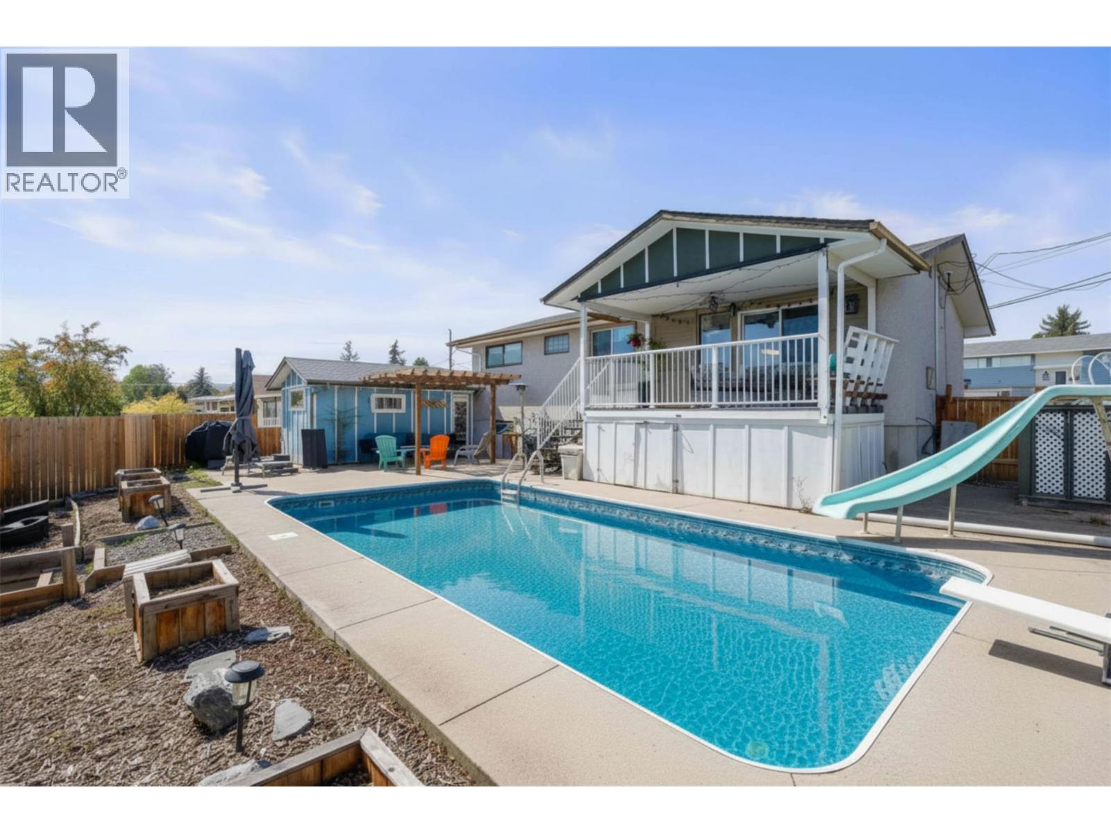 1400 30 Avenue - 39