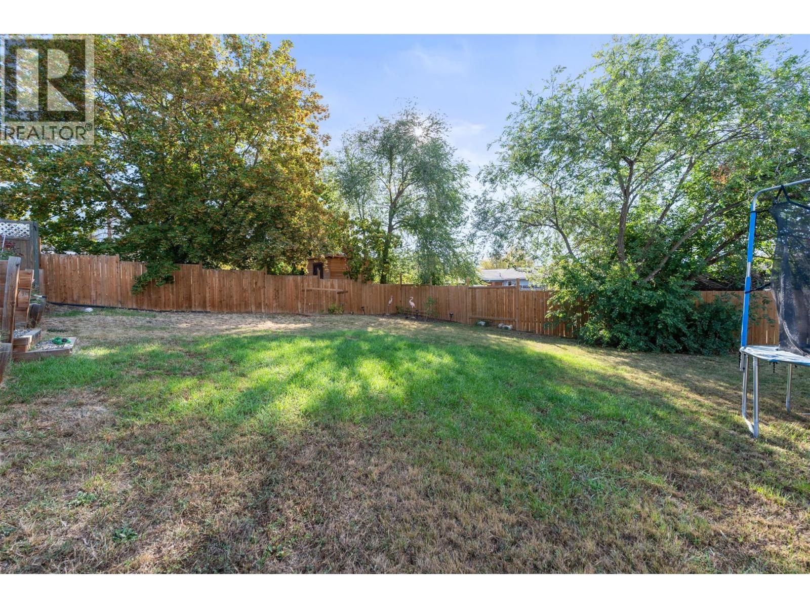 1400 30 Avenue, Vernon