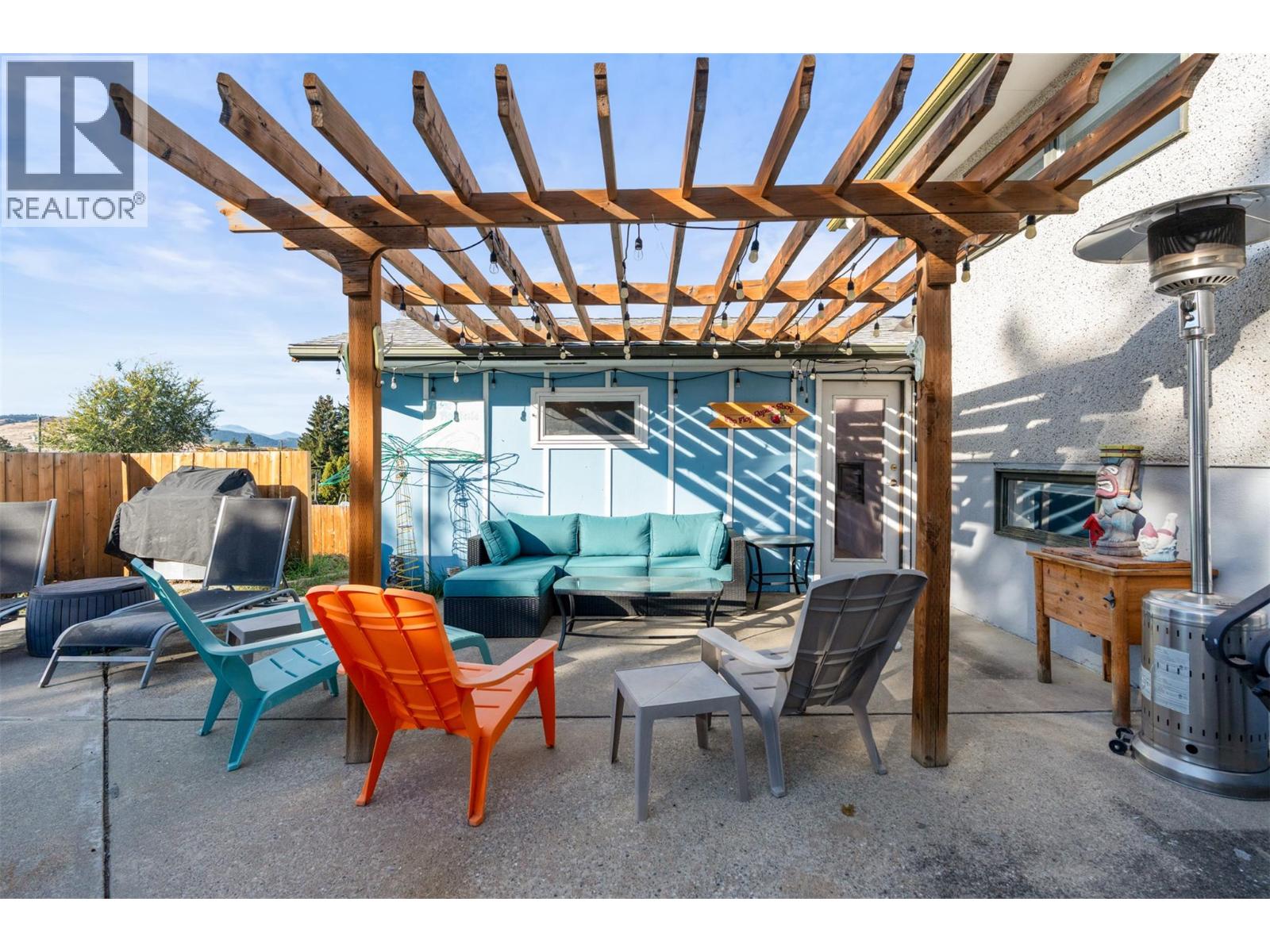 1400 30 Avenue - 35