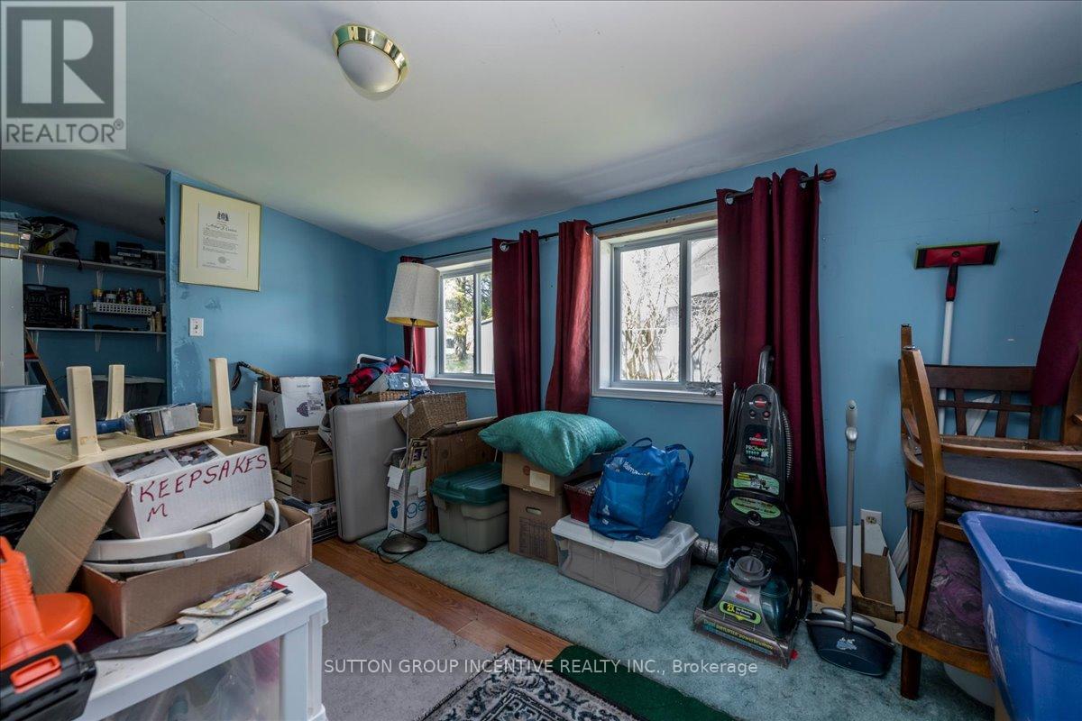 2 MIMOSA CRESCENT - 15