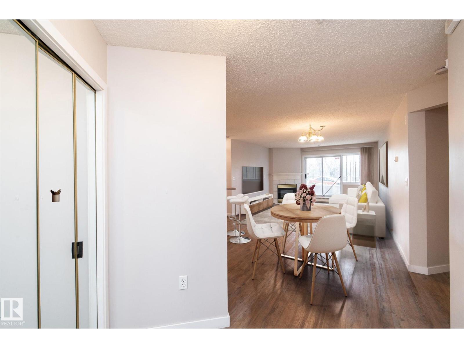 #112 11716 100 AV NW, Edmonton