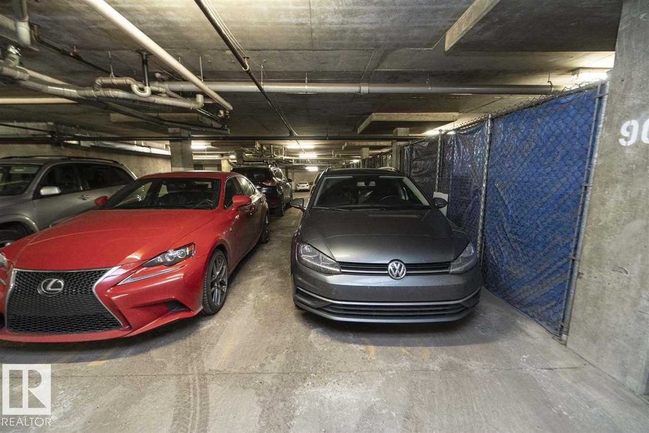 #112 11716 100 AV NW, Edmonton