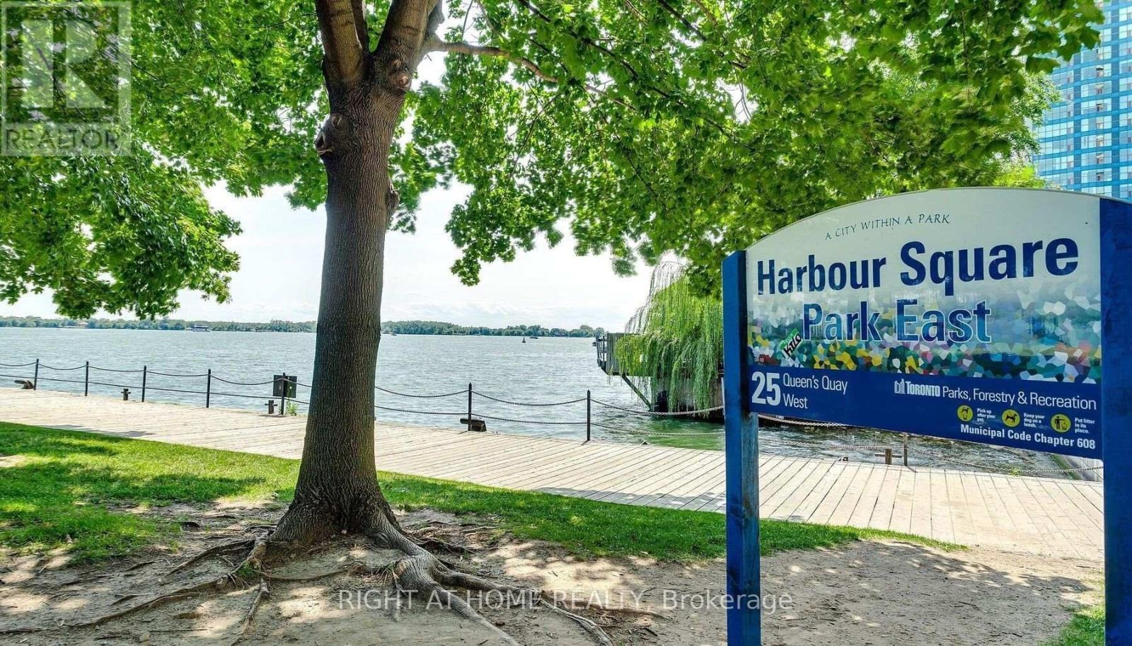 #1803 33 HARBOUR SQUARE - 25