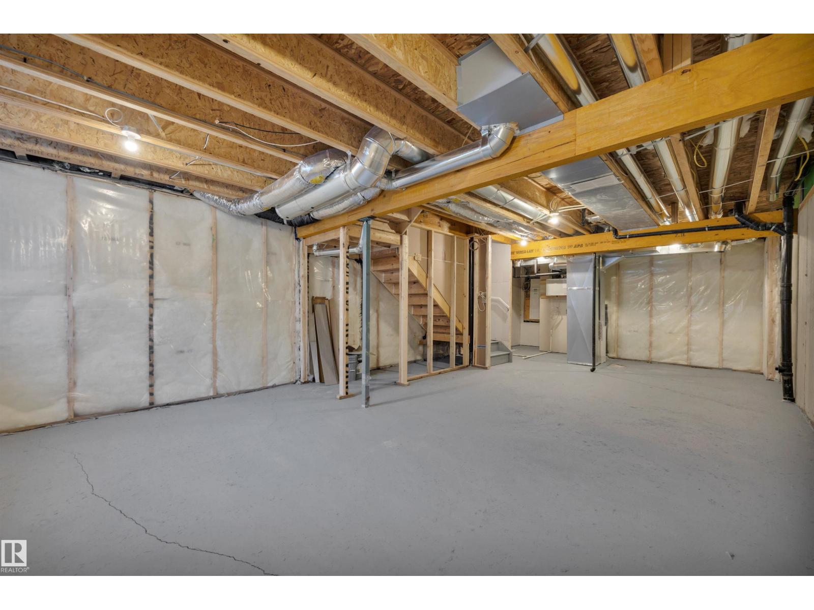 5631 Hawthorn WY SW SW, Edmonton