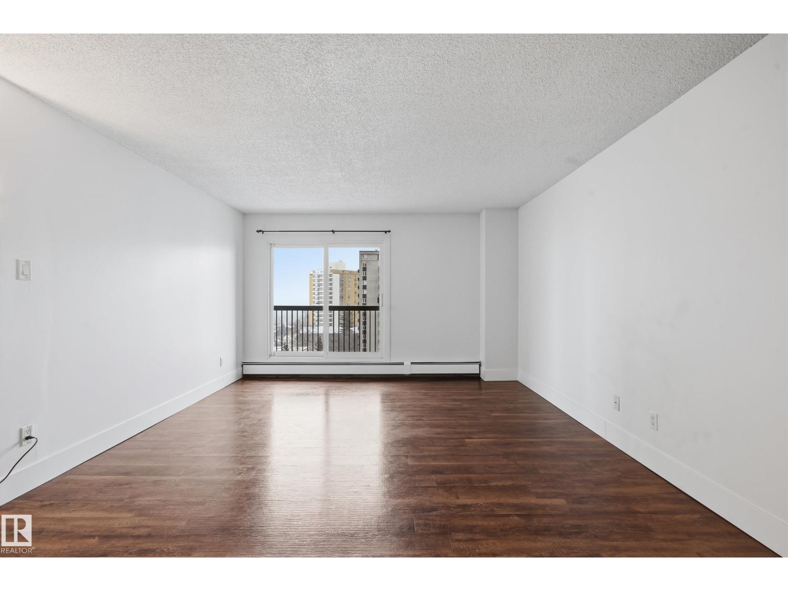 #1003 9929 113 ST NW NW, Edmonton