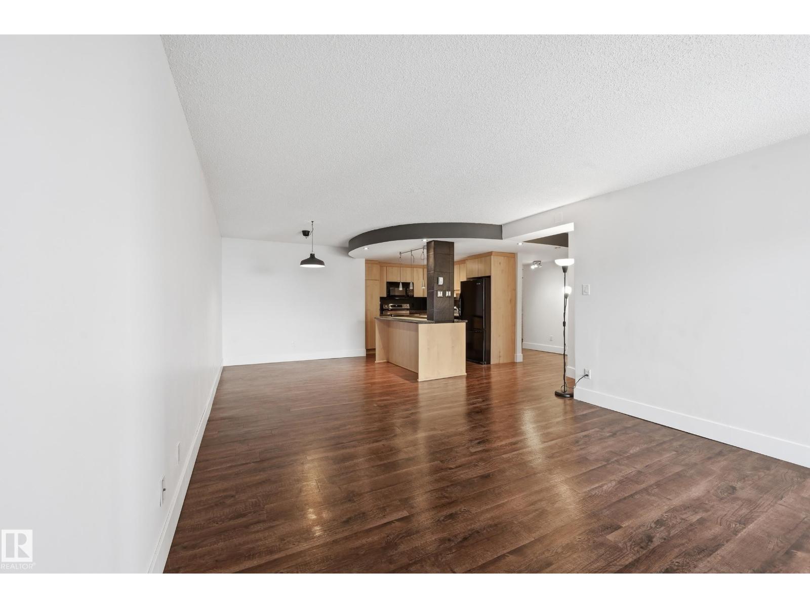 #1003 9929 113 ST NW NW, Edmonton