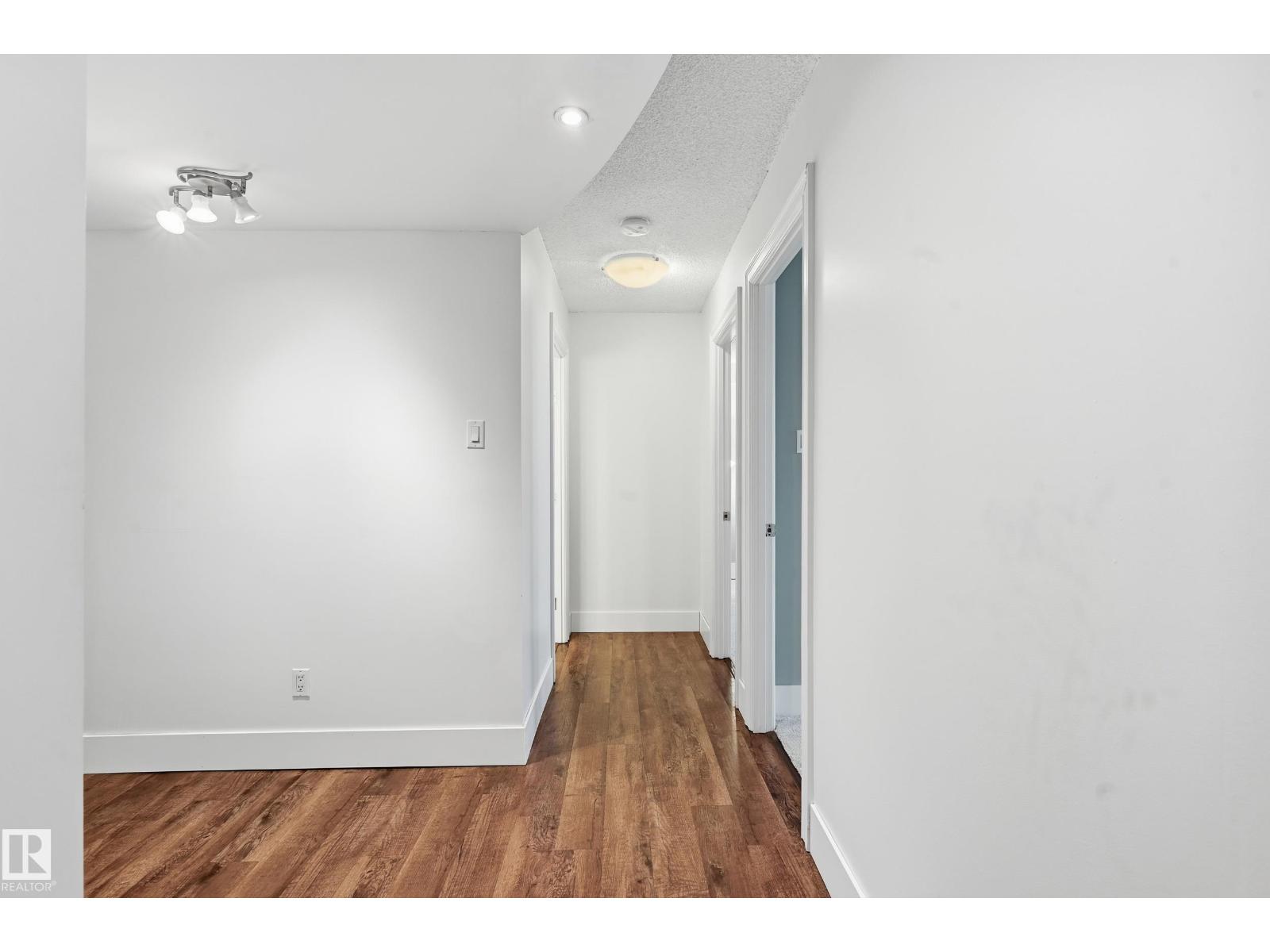 #1003 9929 113 ST NW NW, Edmonton