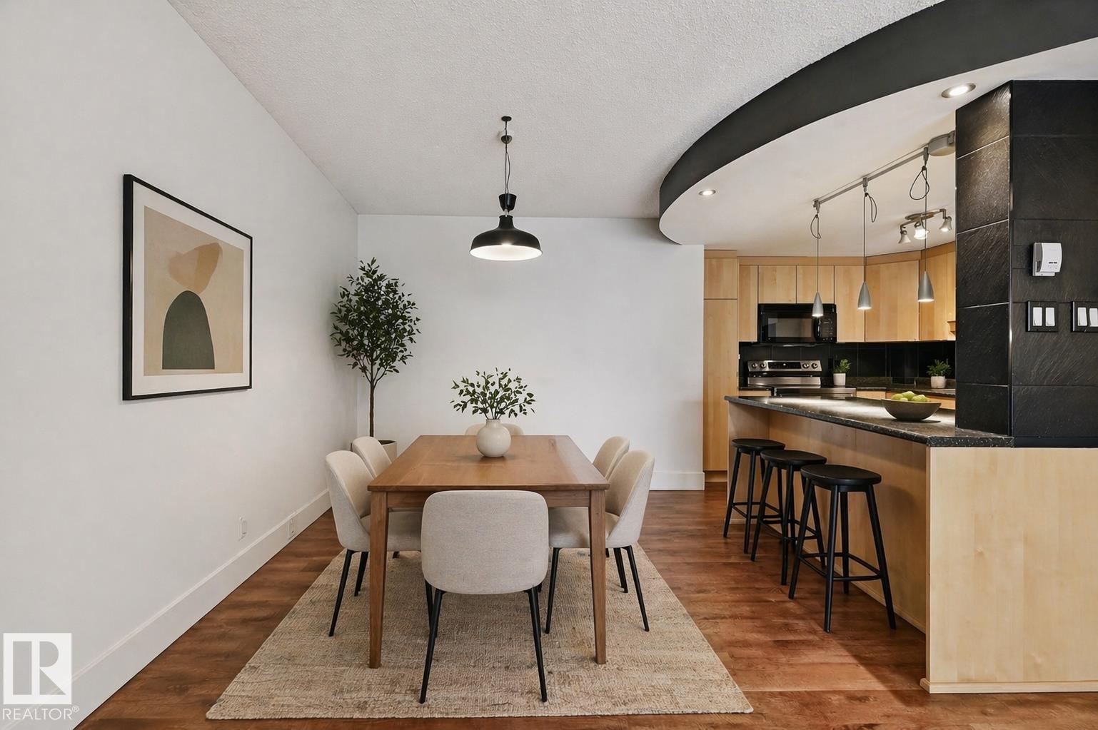 #1003 9929 113 ST NW NW, Edmonton