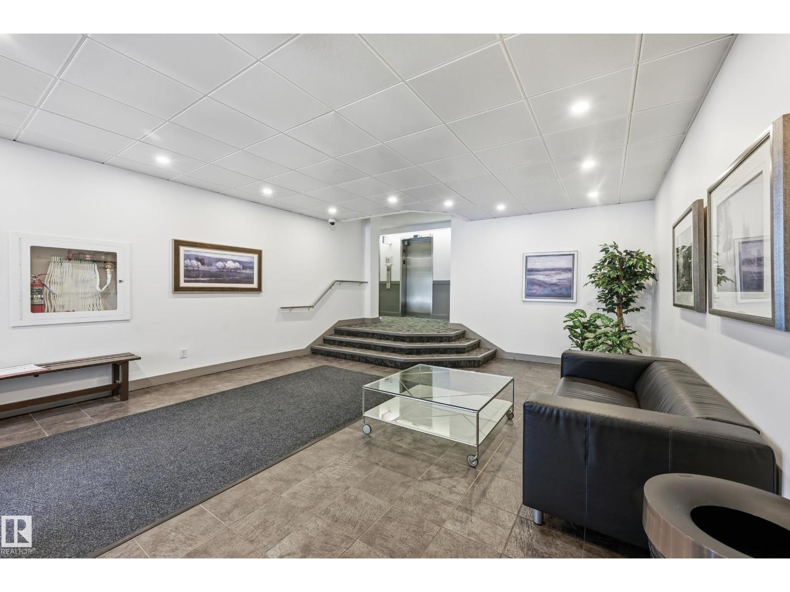 #1003 9929 113 ST NW NW, Edmonton