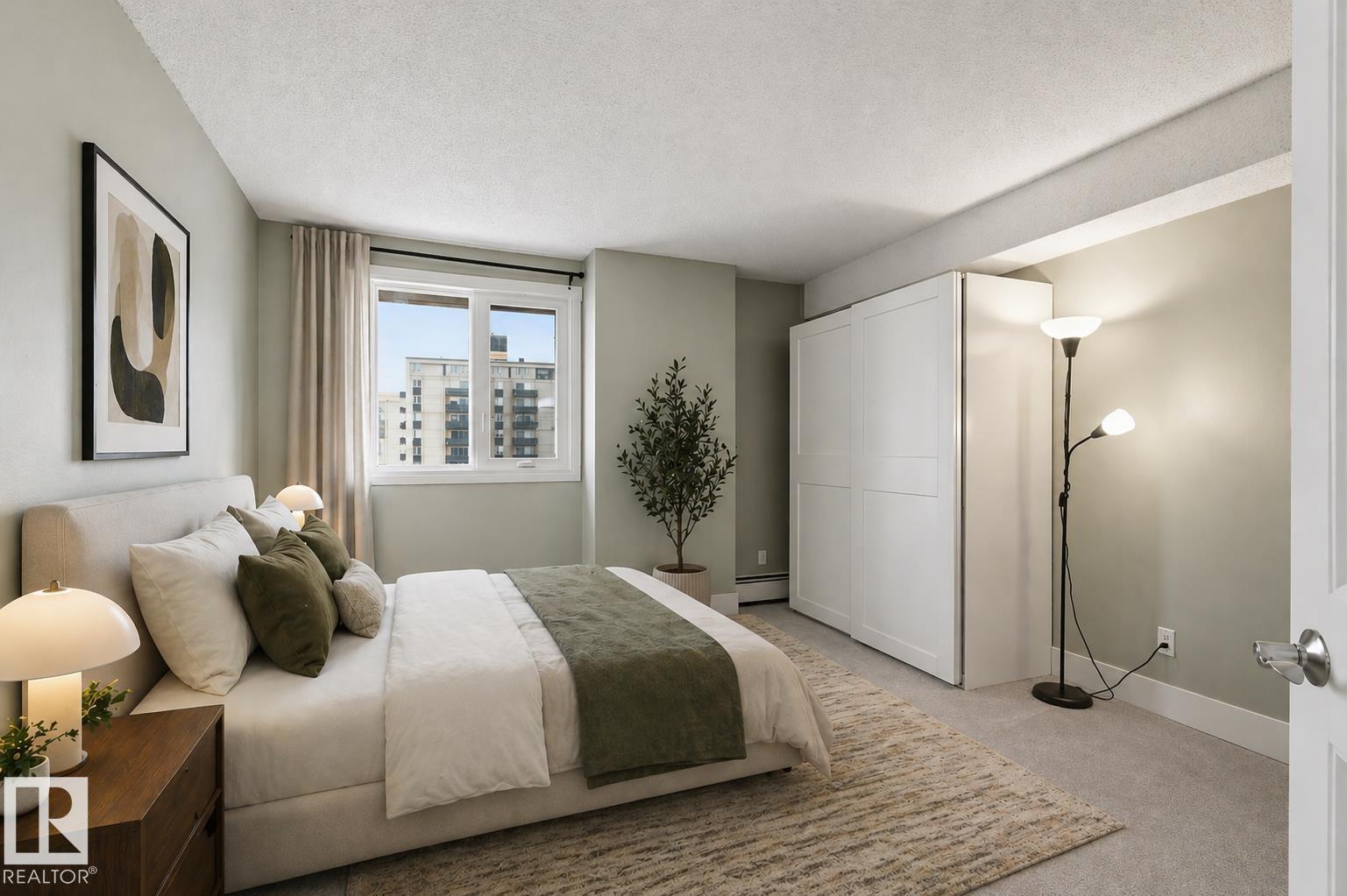 #1003 9929 113 ST NW NW, Edmonton