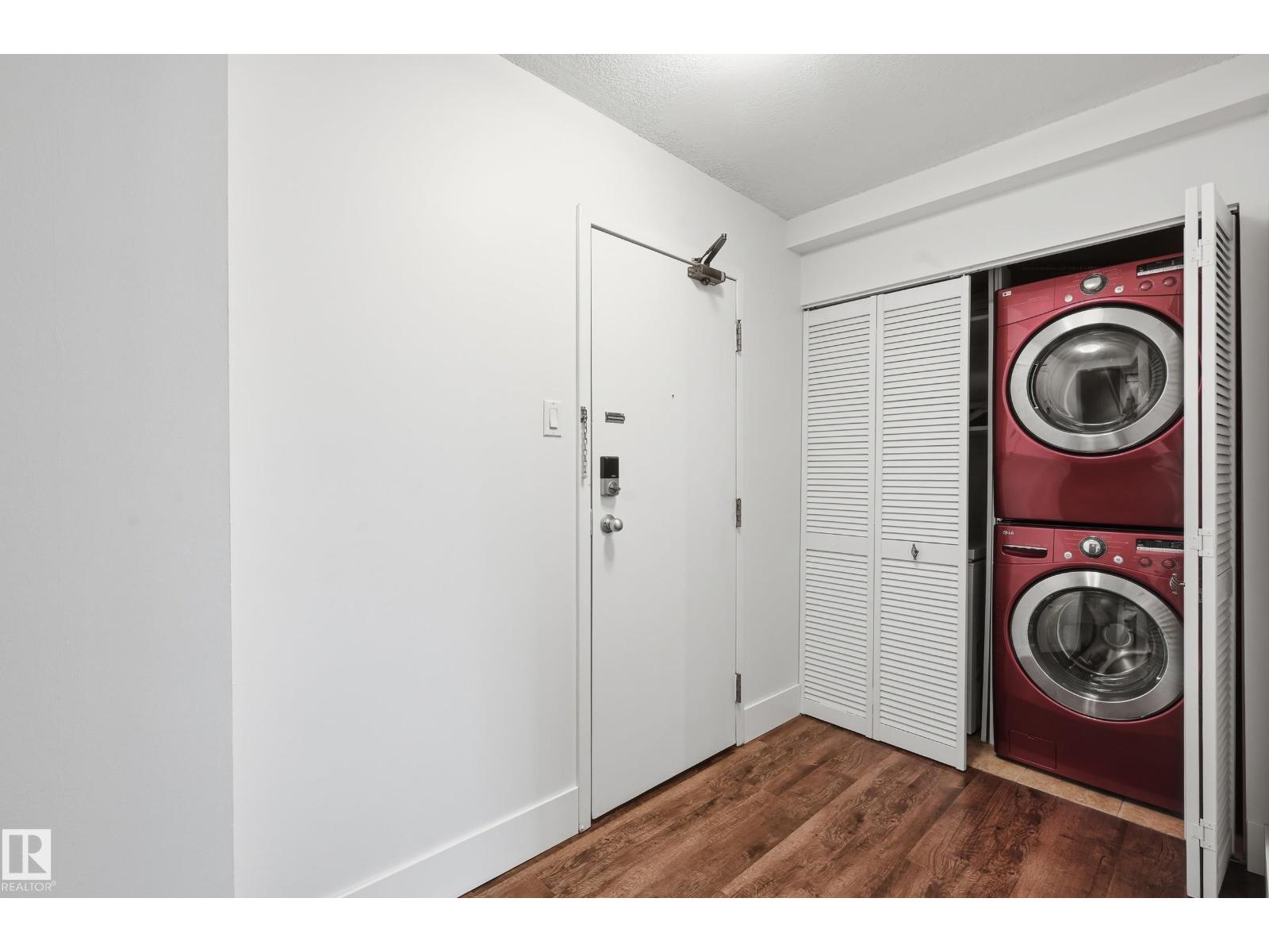 #1003 9929 113 ST NW NW, Edmonton