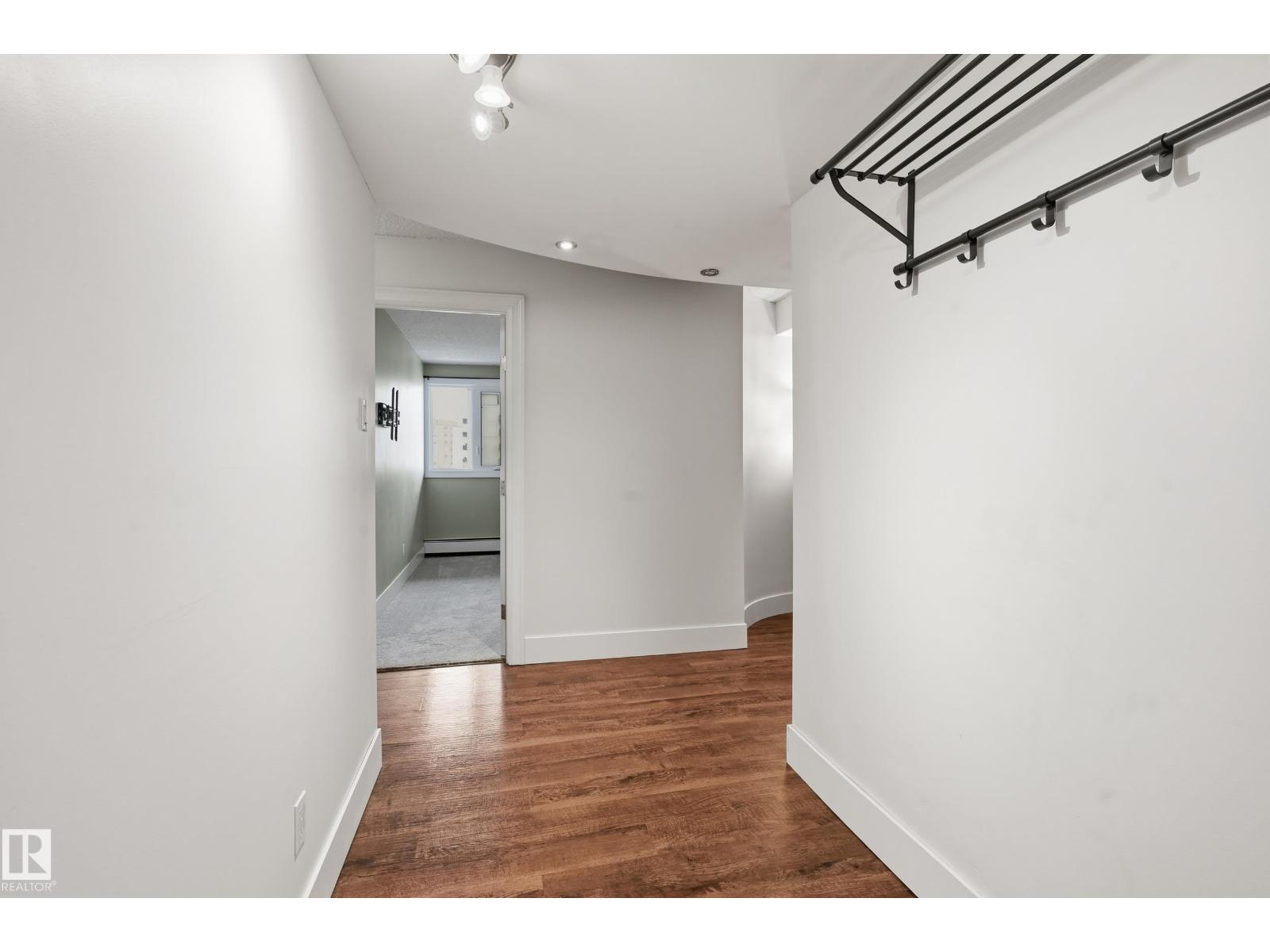 #1003 9929 113 ST NW NW, Edmonton