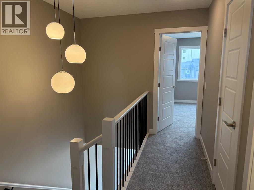 24 Sundown Place, Cochrane