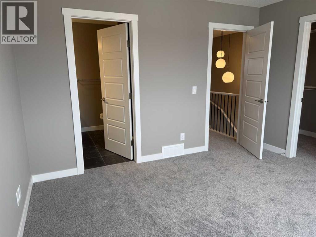 24 Sundown Place, Cochrane