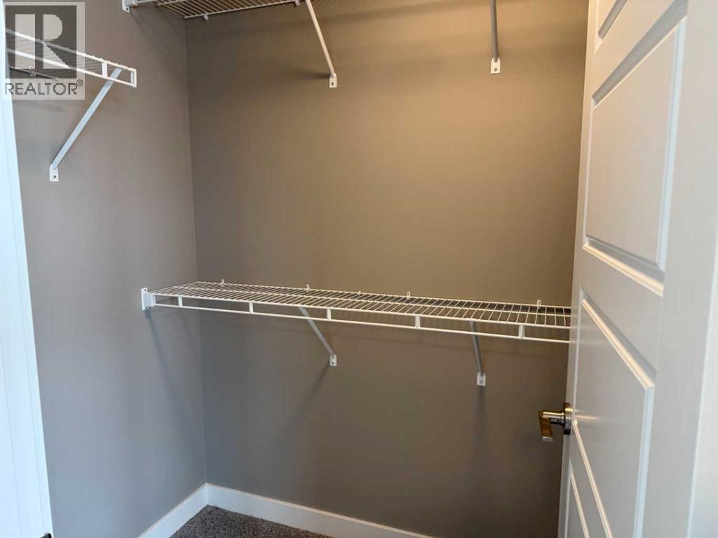 24 Sundown Place, Cochrane