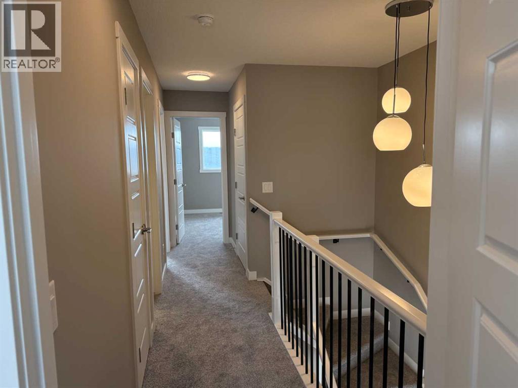 24 Sundown Place, Cochrane