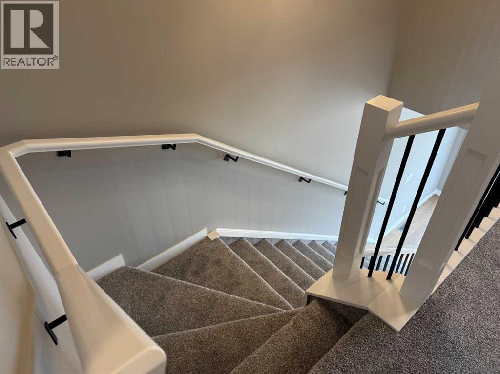 24 Sundown Place, Cochrane