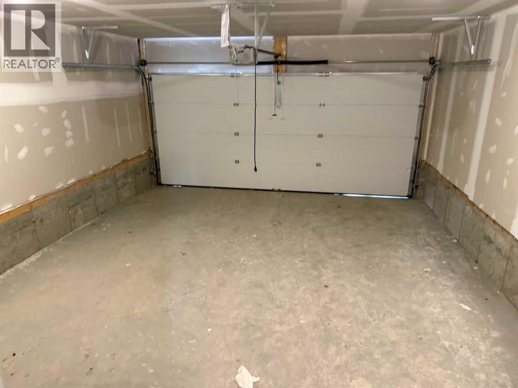 24 Sundown Place, Cochrane