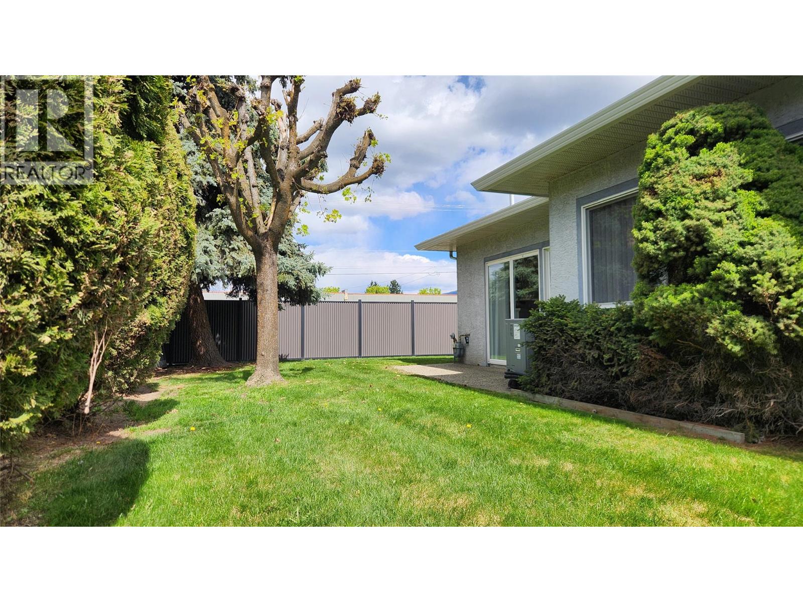 #8 4740 20 Street Lot# 8 - 27